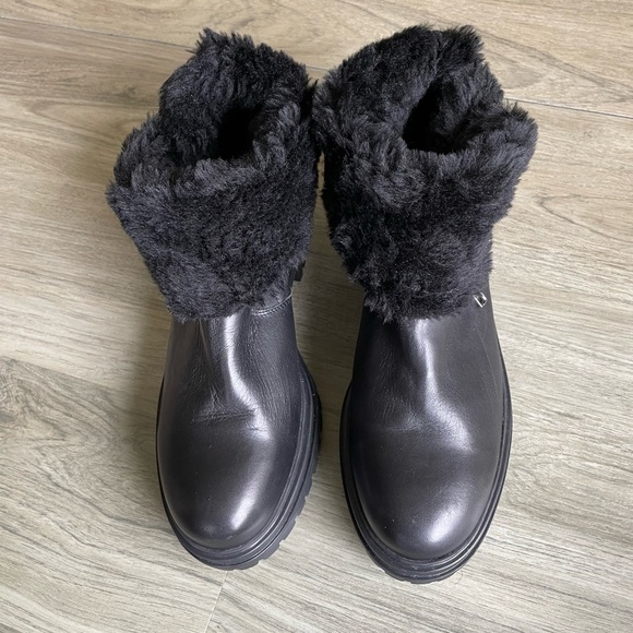 Avellini Leather, Shearling booty - Picture 4 of 9